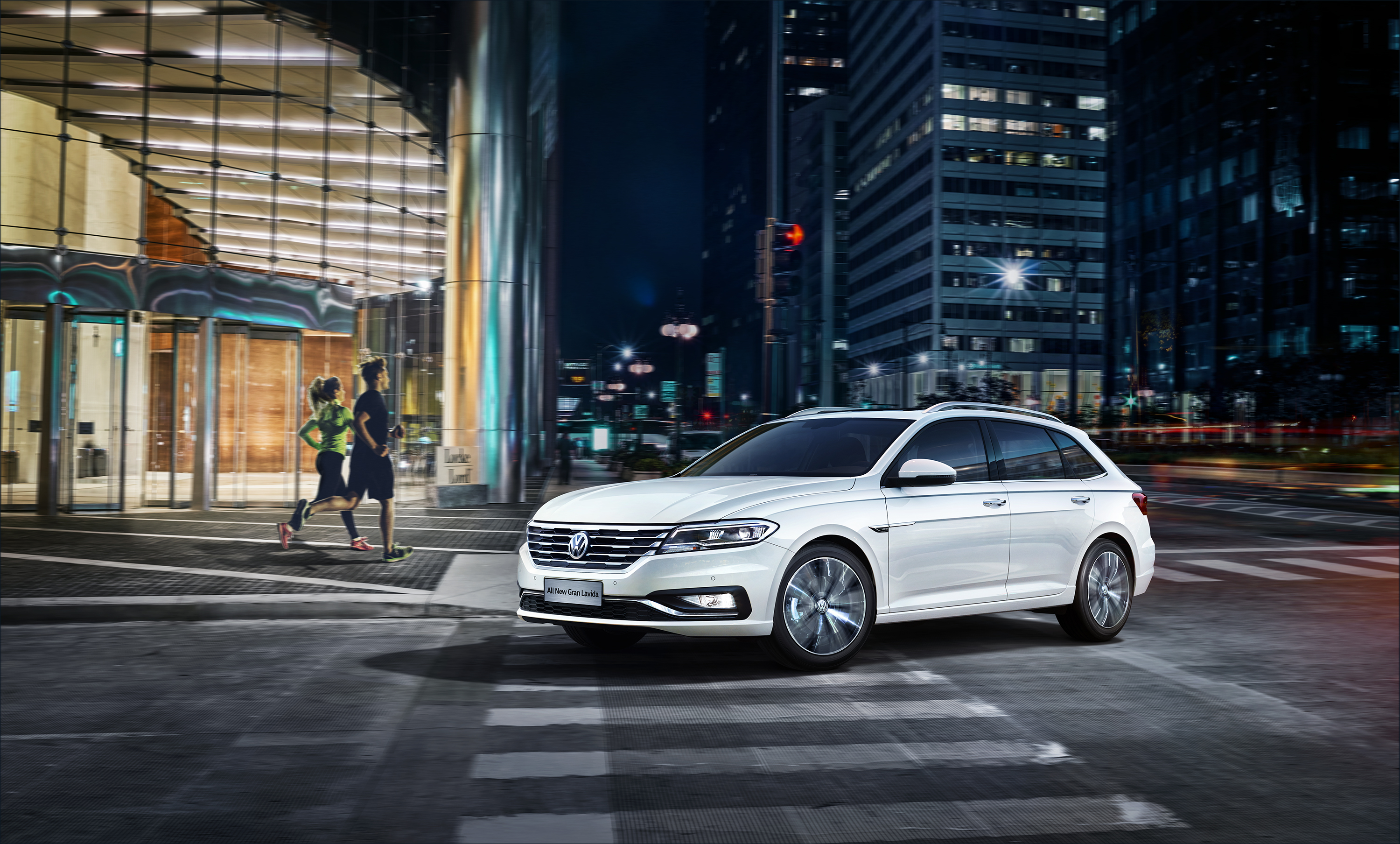 作为lavida家族在a 级大两厢市场的最新之作,全新一代朗逸两厢一经