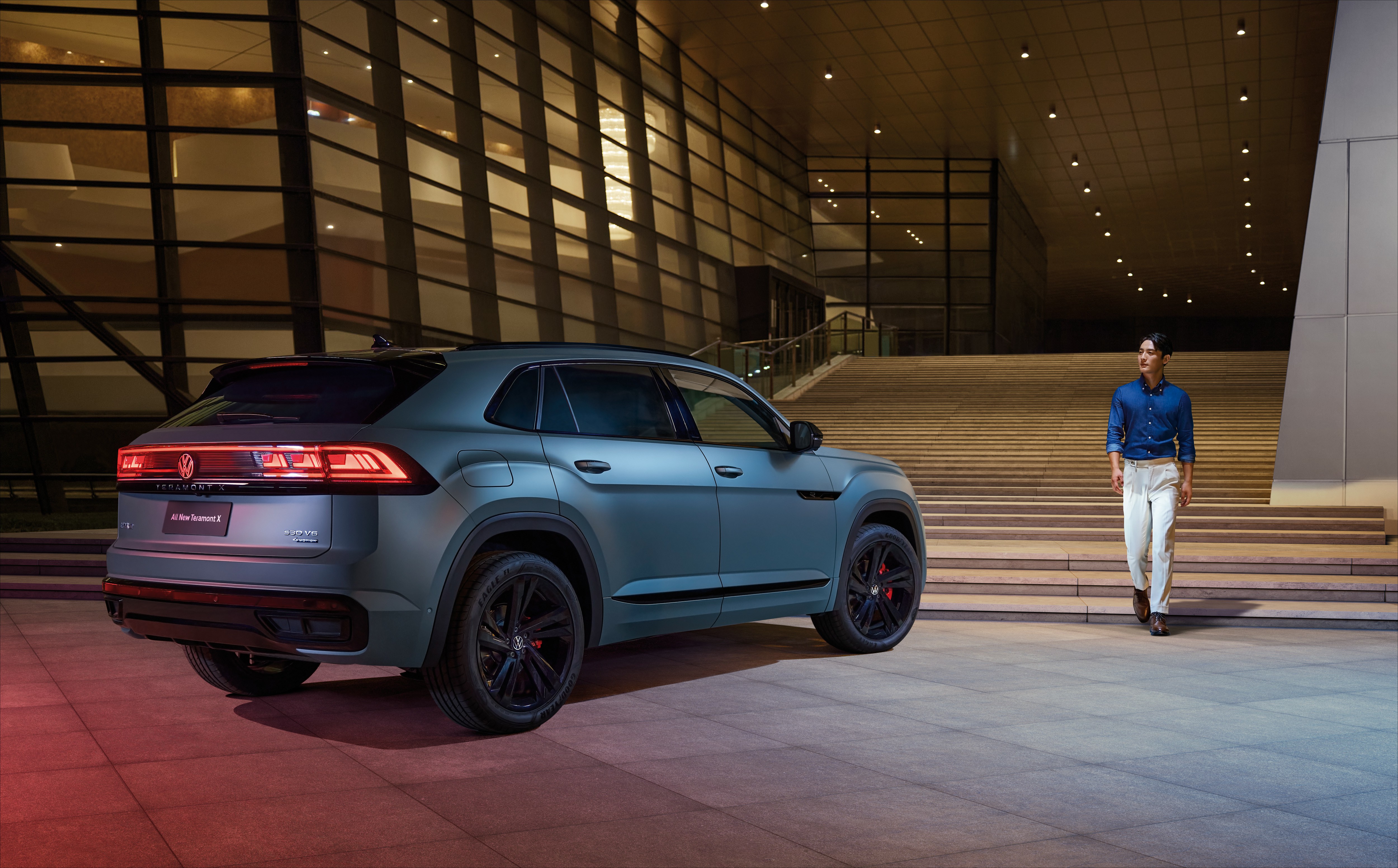 5万元 上汽大众豪华旗舰suv全新途昂x激昂上市